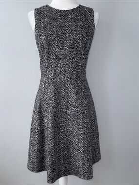 Theory Trekana Tweed Knit Dress W 12 Black White Virgin Wool Blend Sleeveless